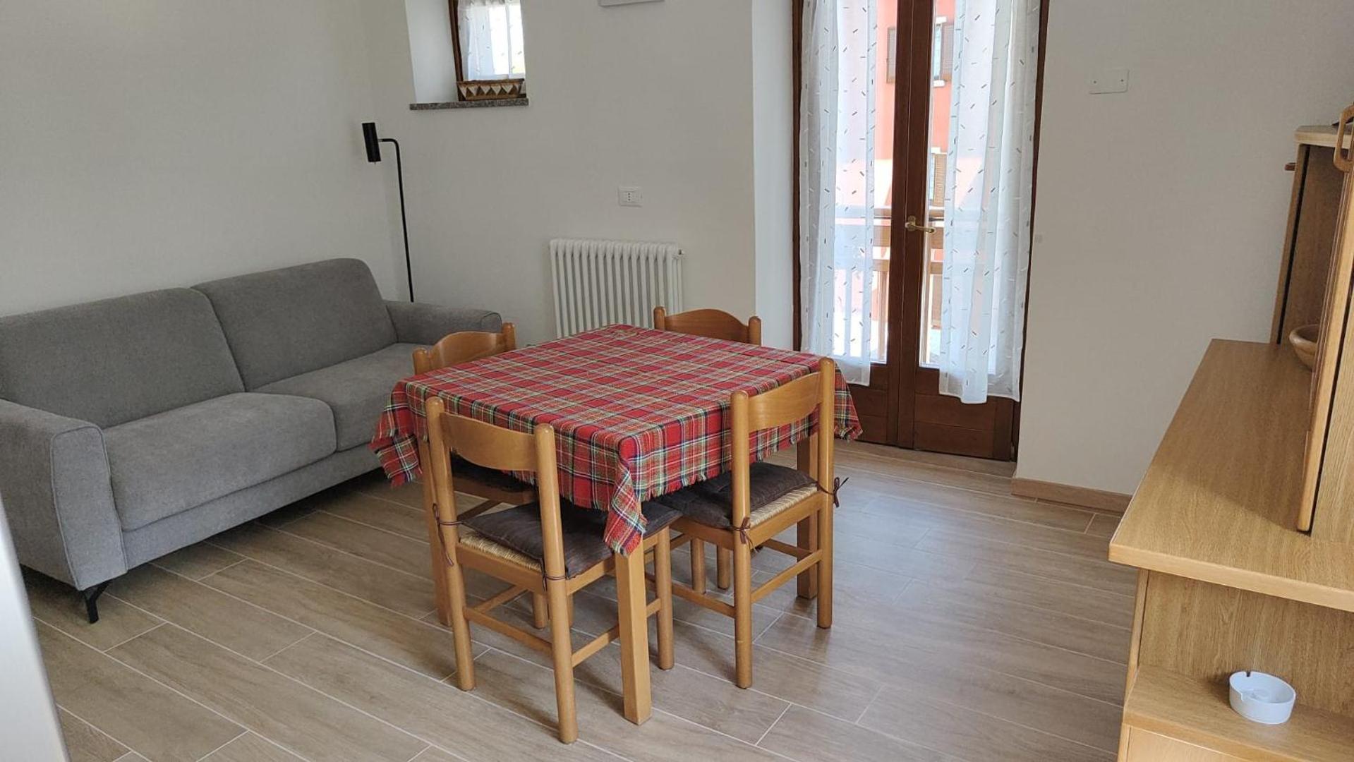 Casa Lucianer Appartement Molveno Buitenkant foto