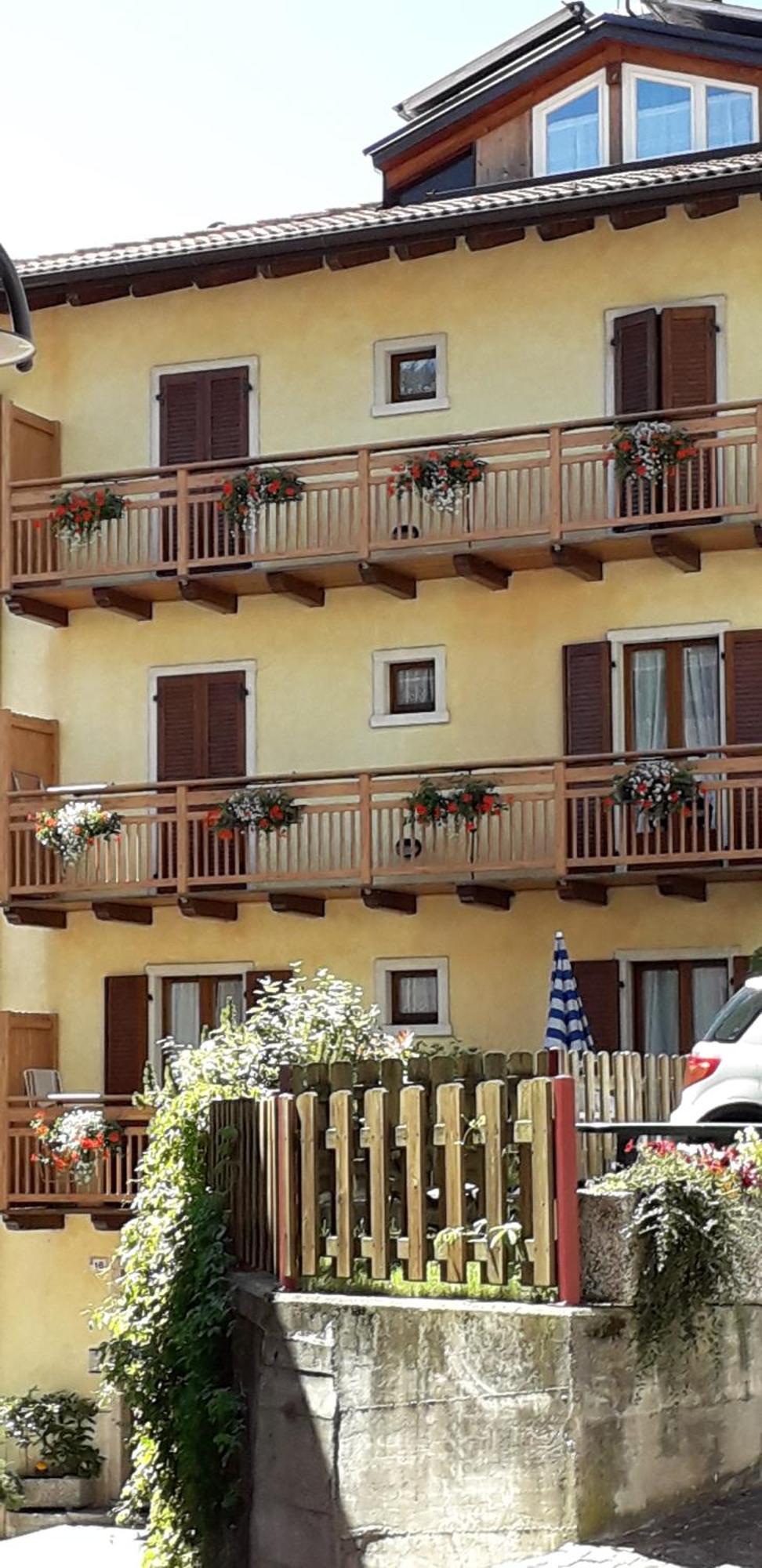 Casa Lucianer Appartement Molveno Buitenkant foto